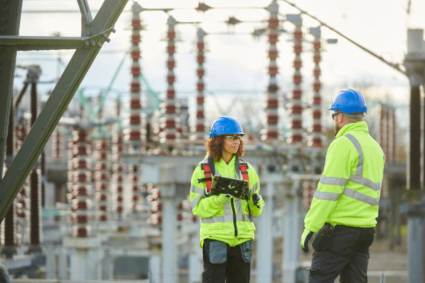 Best 24-Hour Electrician  in Leetonia, OH