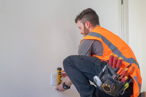 Best Licensed Electrician  in Leetonia, OH